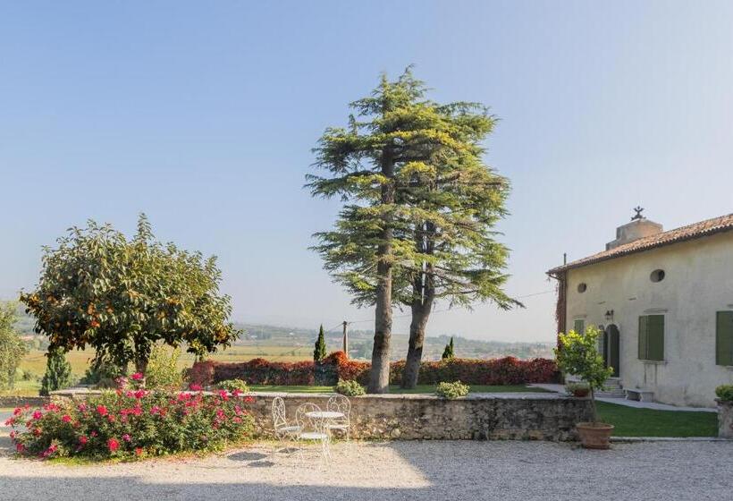 酒店 Palazzo Montanari Art & Wine Luxury Apartments