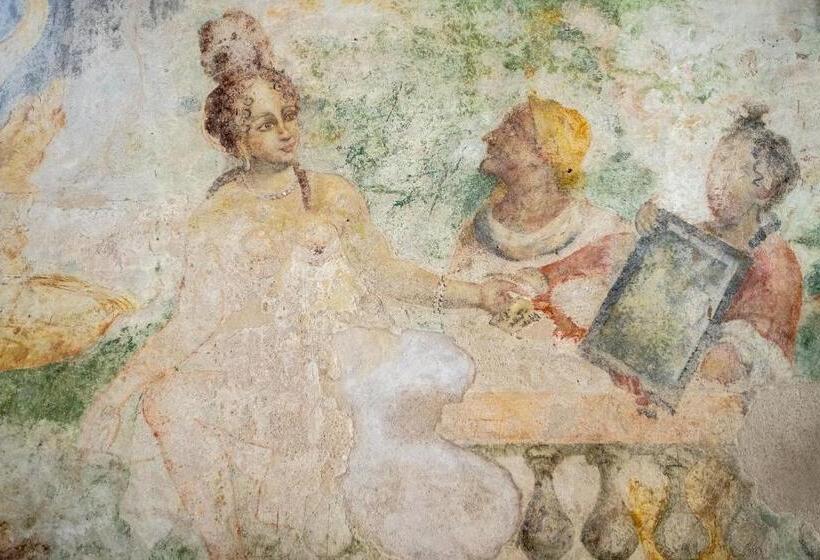 酒店 Palazzo Montanari Art & Wine Luxury Apartments