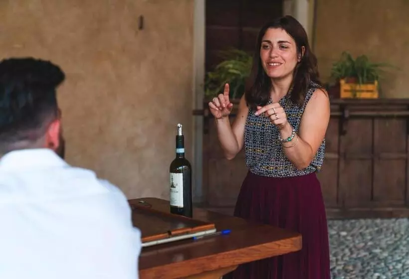 Hotelli Palazzo Montanari Art & Wine Luxury Apartments