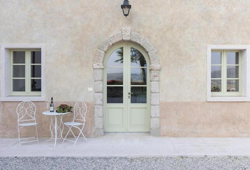 酒店 Palazzo Montanari Art & Wine Luxury Apartments