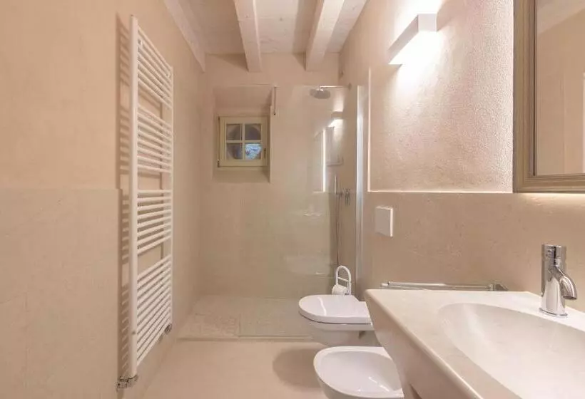 Hotelli Palazzo Montanari Art & Wine Luxury Apartments