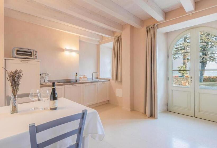 酒店 Palazzo Montanari Art & Wine Luxury Apartments