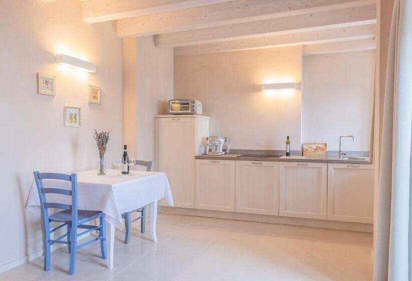 酒店 Palazzo Montanari Art & Wine Luxury Apartments