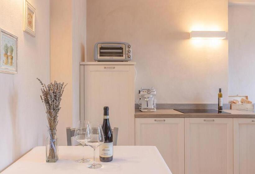 酒店 Palazzo Montanari Art & Wine Luxury Apartments