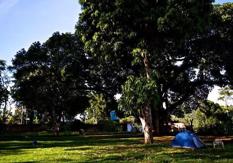 Hotelli Pousada E Camping Lumiar