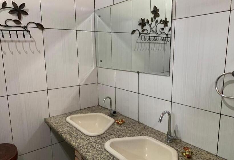 Hôtel Pousada E Camping Lumiar