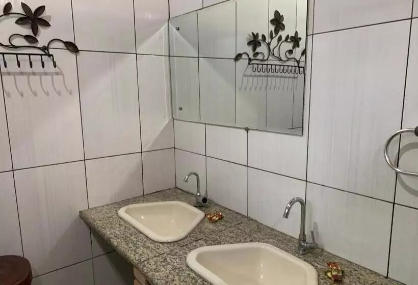 Hotelli Pousada E Camping Lumiar