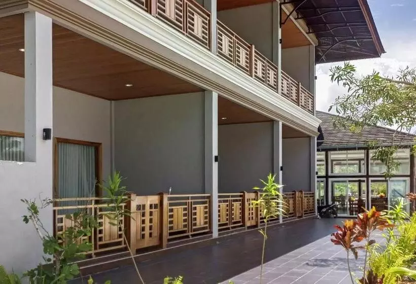 ホテル Watuduya Resort By The Lavana