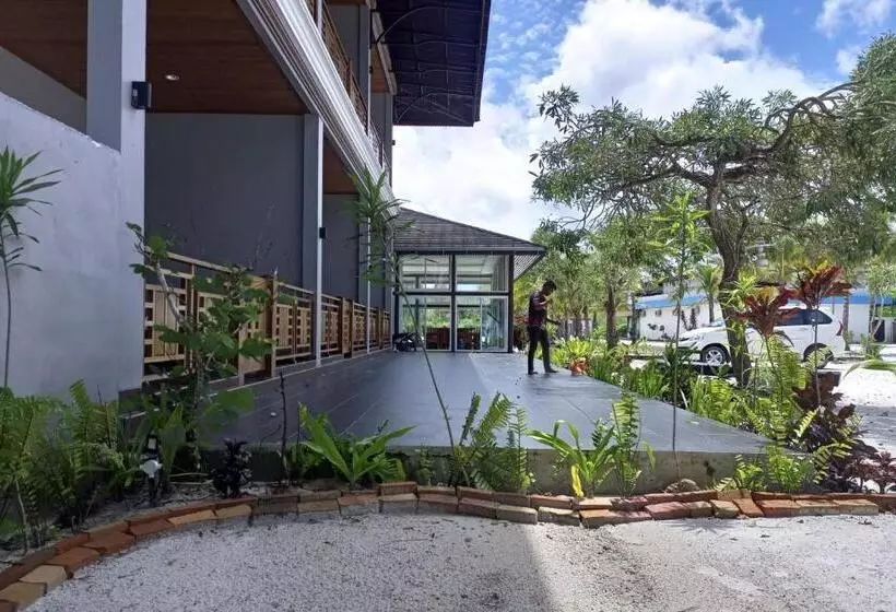 ホテル Watuduya Resort By The Lavana
