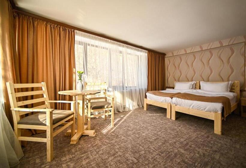 Kompozitor Hotel Dilijan