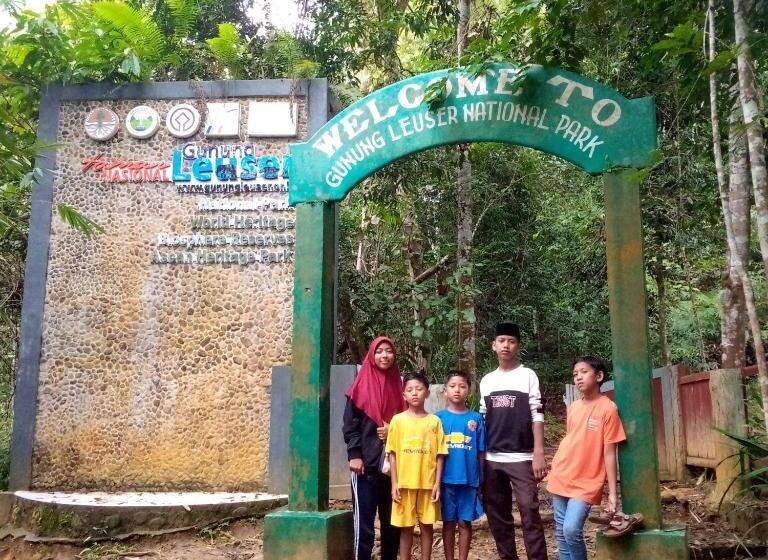 פנסיון Bukit Lawang Adventum