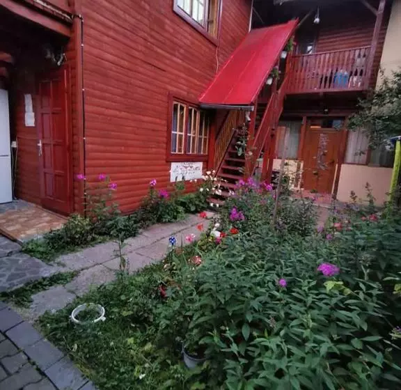 پانسیون Casa Lav