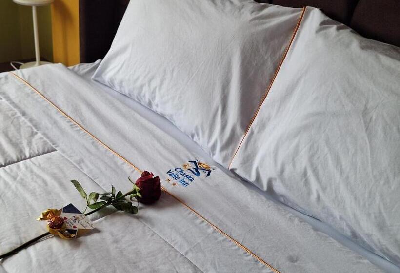 بنسيون Chaska Valle Inn