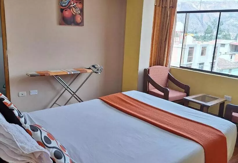 پانسیون Chaska Valle Inn