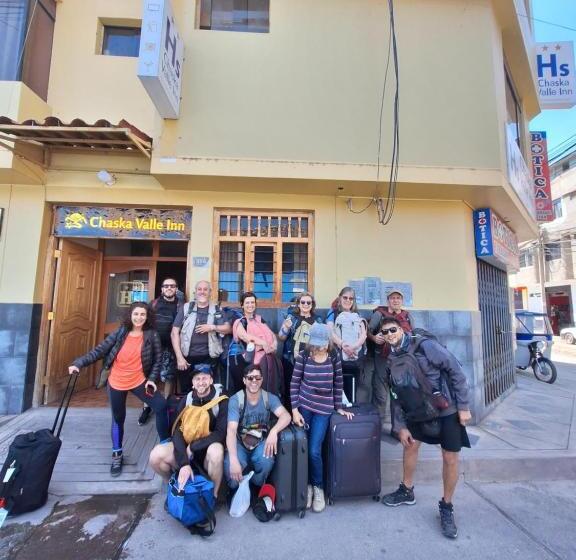 بنسيون Chaska Valle Inn