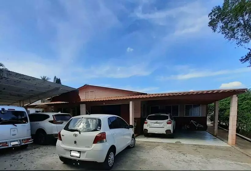 پانسیون Habitación Hogareña