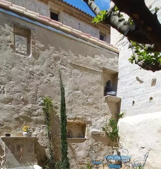 Majatalo La Casa De Boulbon