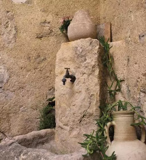 Majatalo La Casa De Boulbon