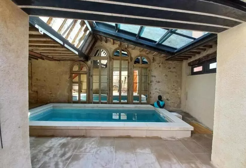 Majatalo La Casa De Boulbon