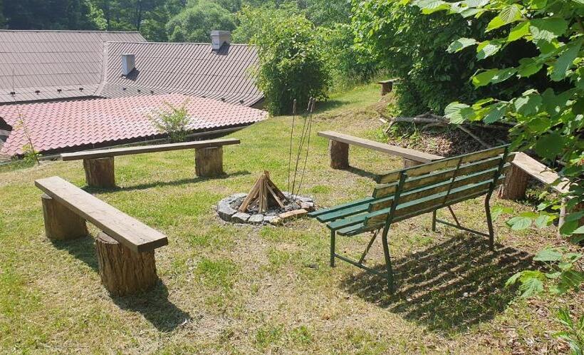 פנסיון Penzion A Restaurace U Báby šubrový