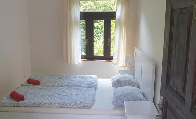 פנסיון Penzion A Restaurace U Báby šubrový