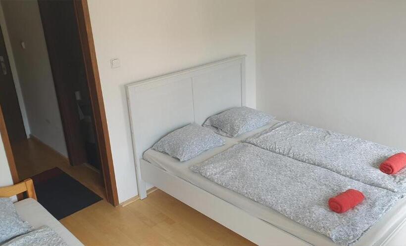 פנסיון Penzion A Restaurace U Báby šubrový