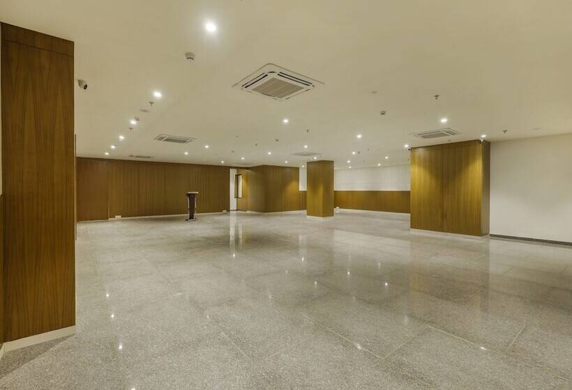 Sunday Hotel Vadodara