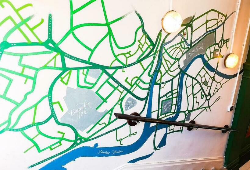 호스텔 The Bristol Wing