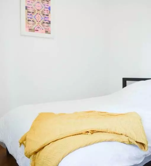 Retkeilymaja The Bristol Wing