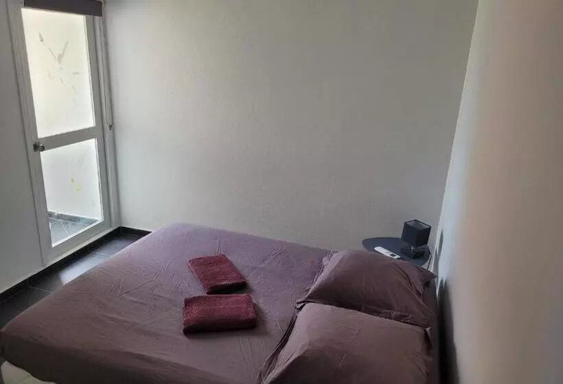 تختخواب و صبحانه Le 9ème étage Du Bonheur