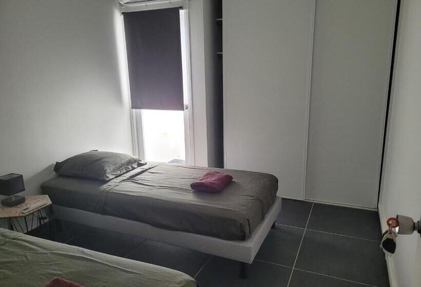 تختخواب و صبحانه Le 9ème étage Du Bonheur