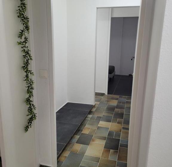 تختخواب و صبحانه Le 9ème étage Du Bonheur