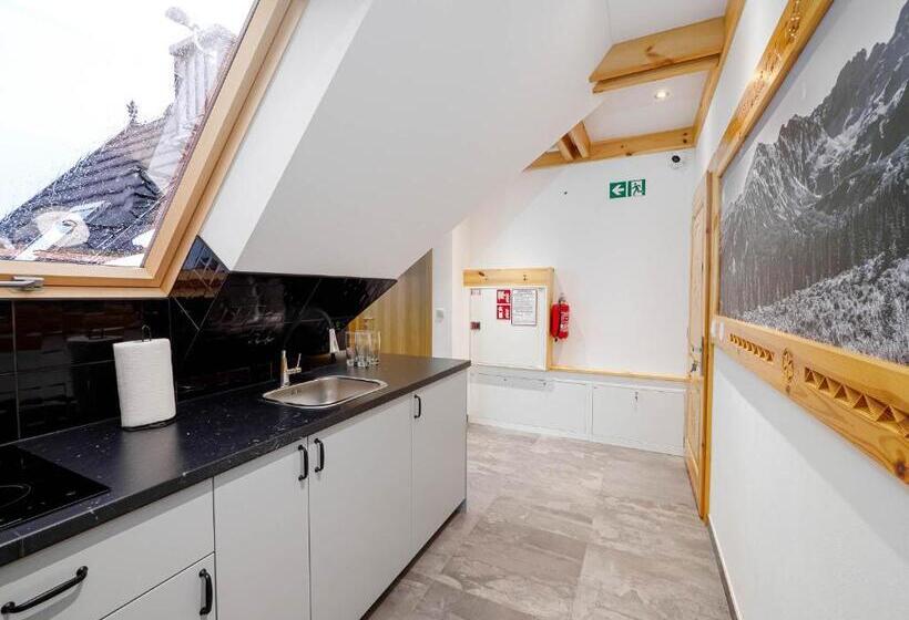 민박 Villa Taternik By Golden Apartments