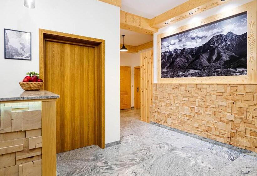 민박 Villa Taternik By Golden Apartments