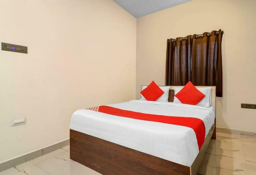 ホテル Flagship Sairam Residency