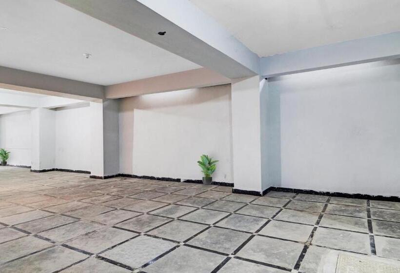 ホテル Flagship Sairam Residency