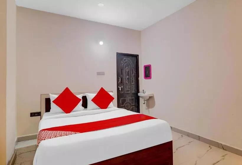 ホテル Flagship Sairam Residency