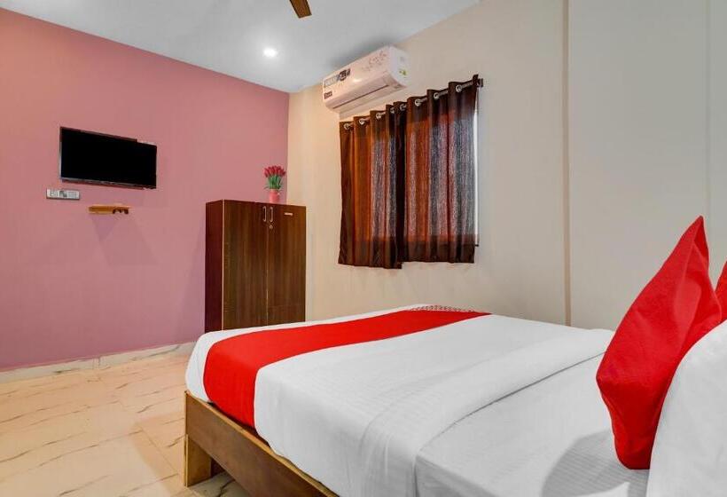 ホテル Flagship Sairam Residency