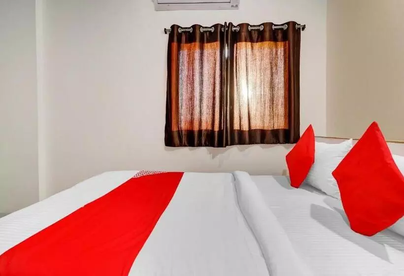 ホテル Flagship Sairam Residency