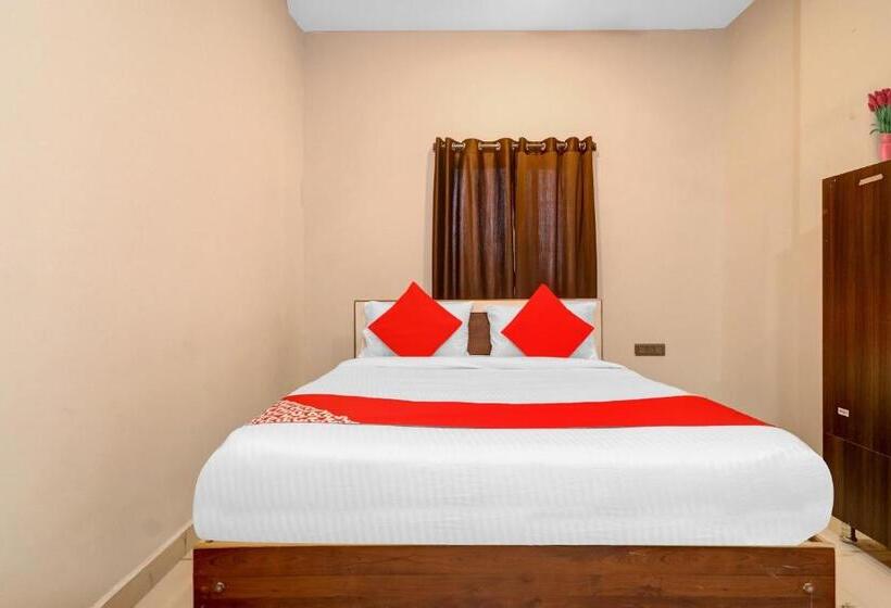 ホテル Flagship Sairam Residency