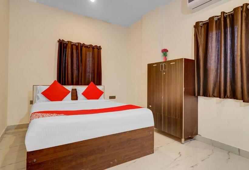 ホテル Flagship Sairam Residency