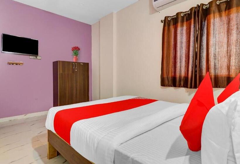 ホテル Flagship Sairam Residency