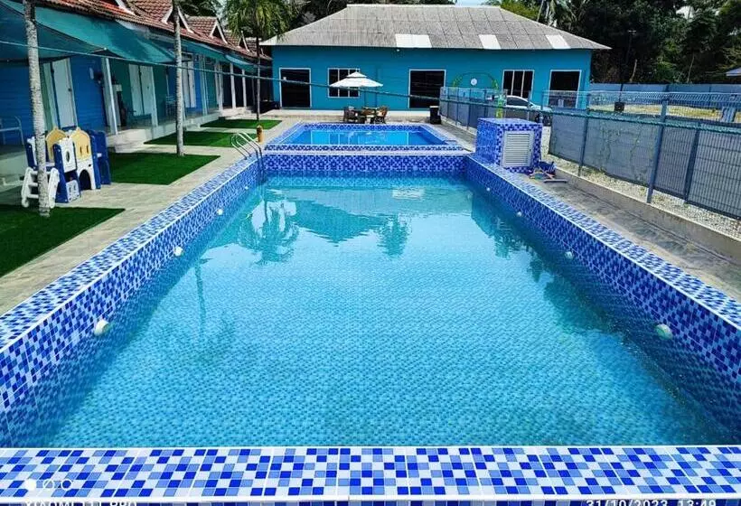 Hotelli Green Forest  Resort