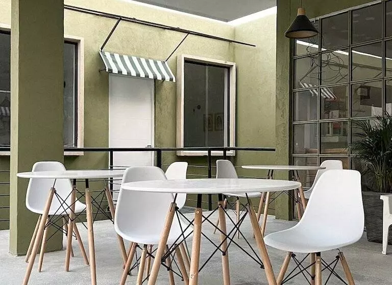 ホテル Oasis Tropical