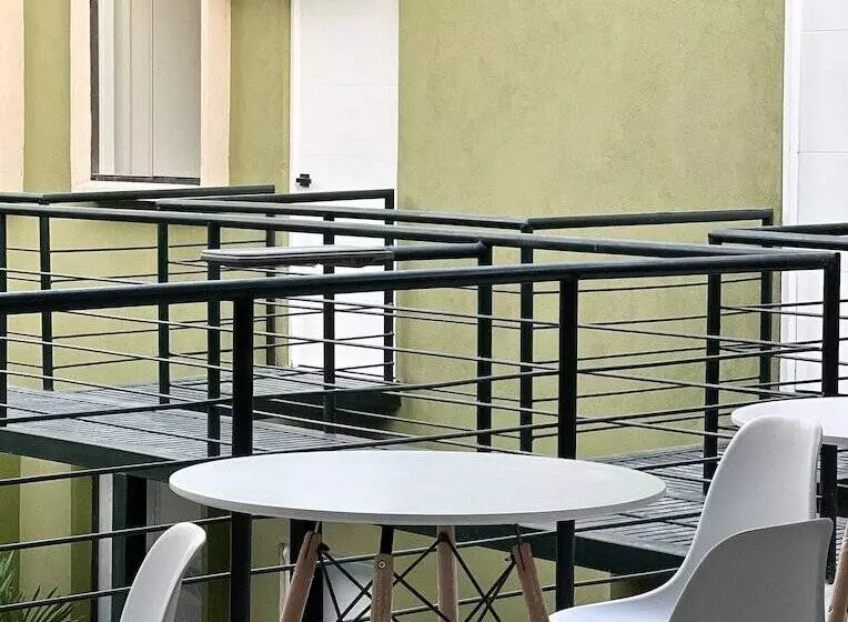 ホテル Oasis Tropical