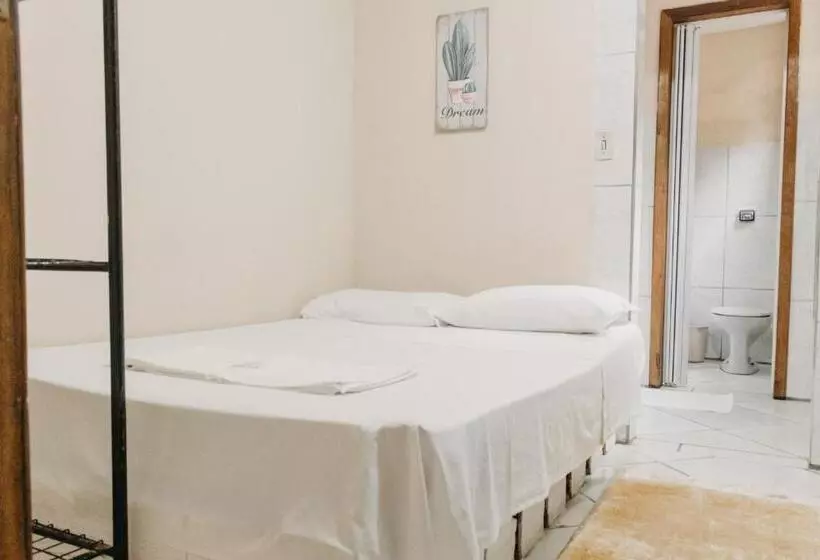 Hotelli Sol E Mar Pousada Surf Bar