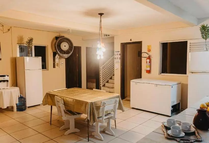 Hotelli Sol E Mar Pousada Surf Bar