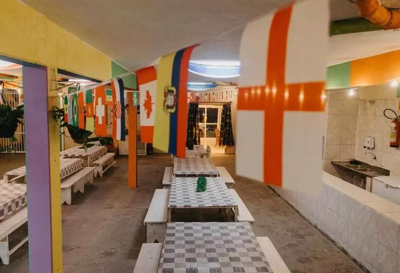 Hotelli Sol E Mar Pousada Surf Bar