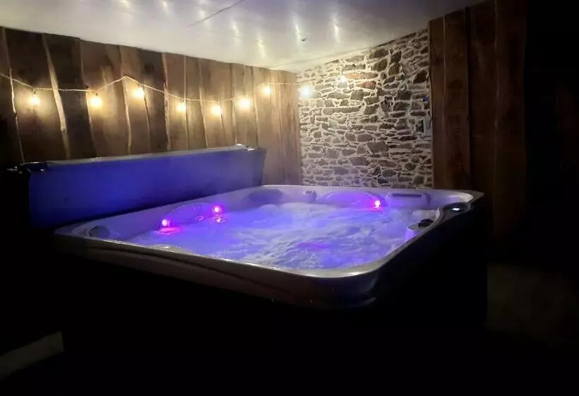 Majatalo A La Mémoire De Merlin