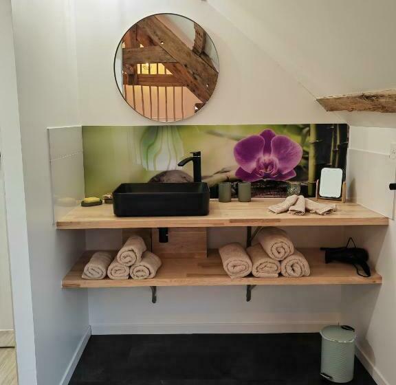 膳宿费 A La Mémoire De Merlin